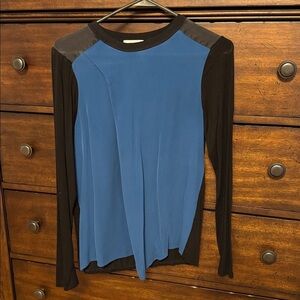 Per Se Blue and Black Top